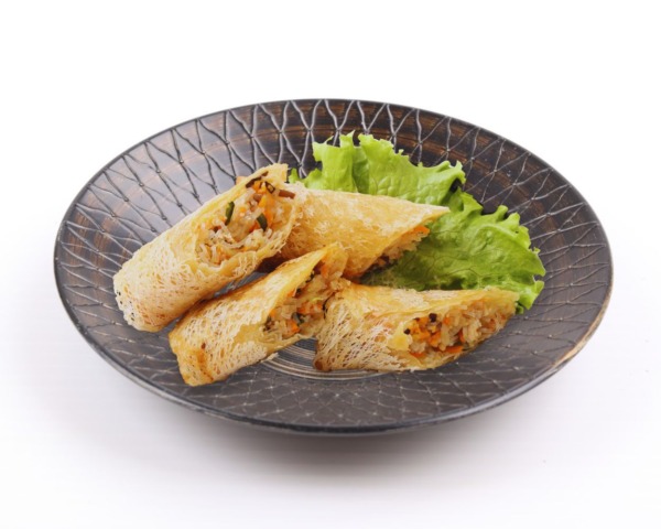 FROZEN VIETNAMESE VEGETARIAN ROLLS